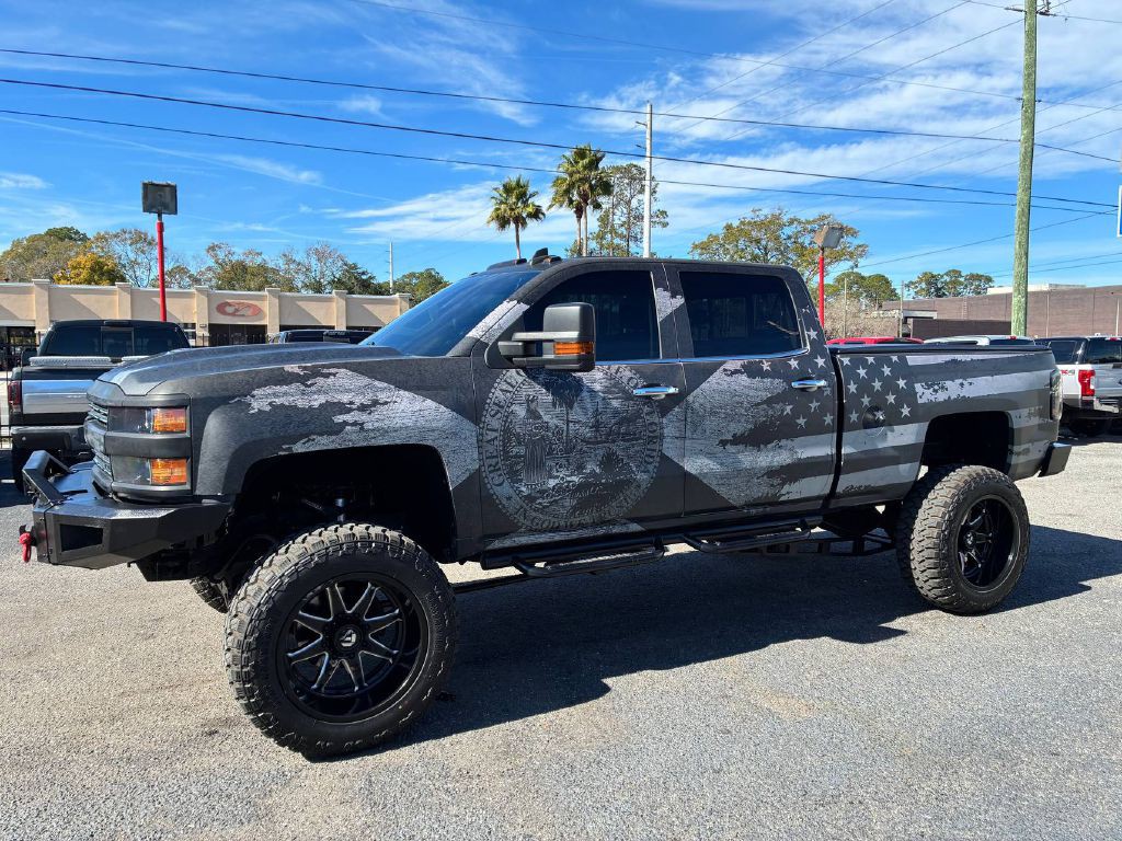2019 Chevrolet Silverado 1500 Image 2