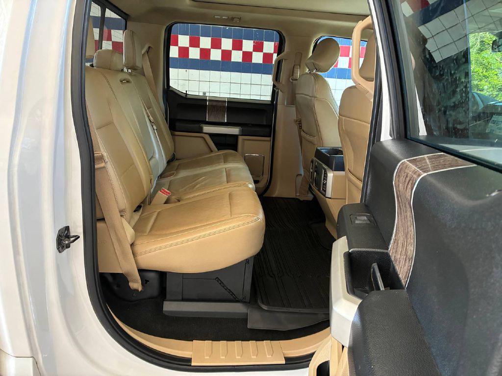 2017 Ford F-350 Image 15
