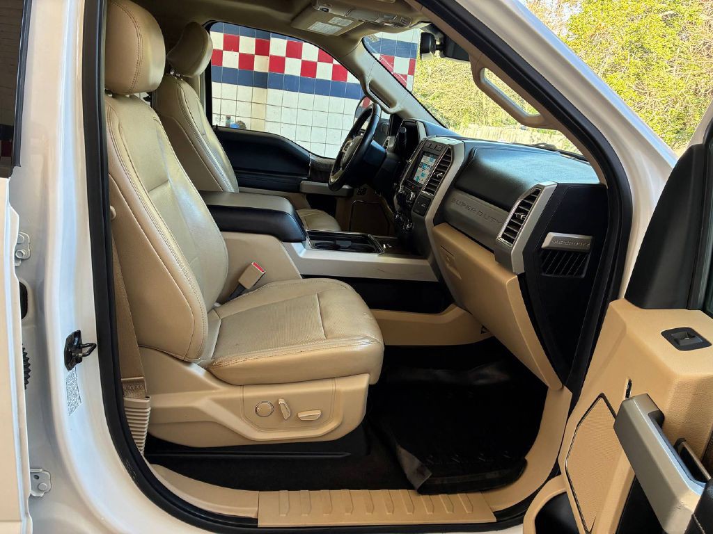 2017 Ford F-350 Image 16