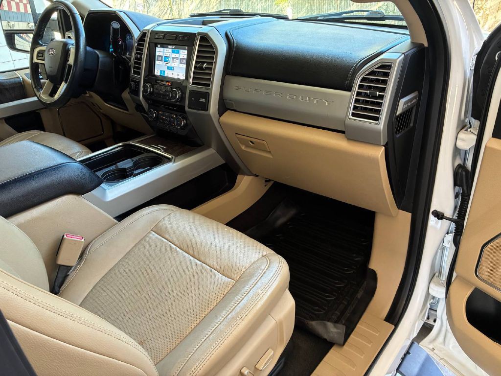 2017 Ford F-350 Image 17