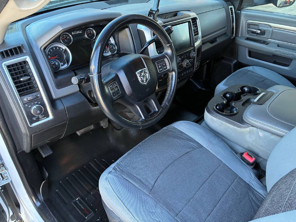 2017 RAM 2500 Image 9