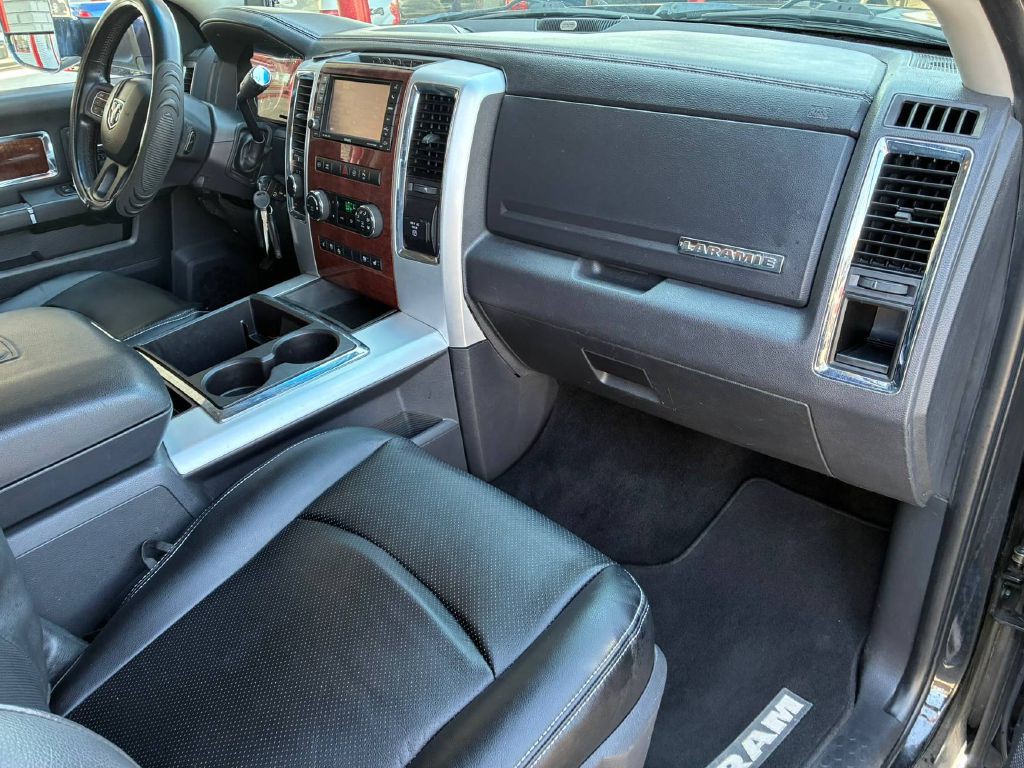 2012 Dodge Ram 3500 Image 16