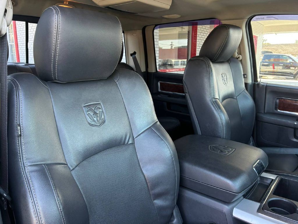 2012 Dodge Ram 3500 Image 18
