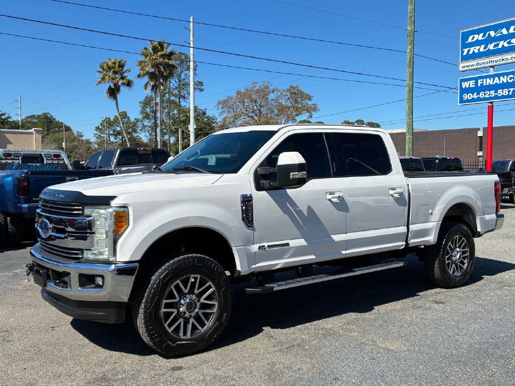 2017 Ford F-250 Image 2