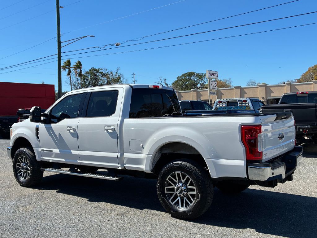 2017 Ford F-250 Image 3