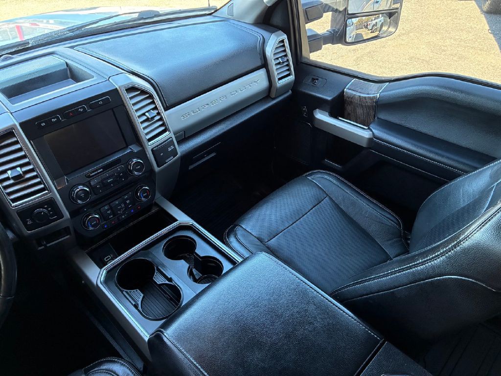 2017 Ford F-250 Image 20