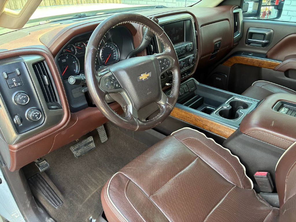 2017 Chevrolet Silverado 1500 Image 9