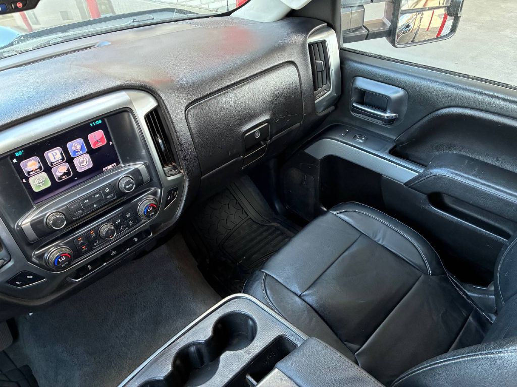 2015 Chevrolet Silverado 1500 Image 18