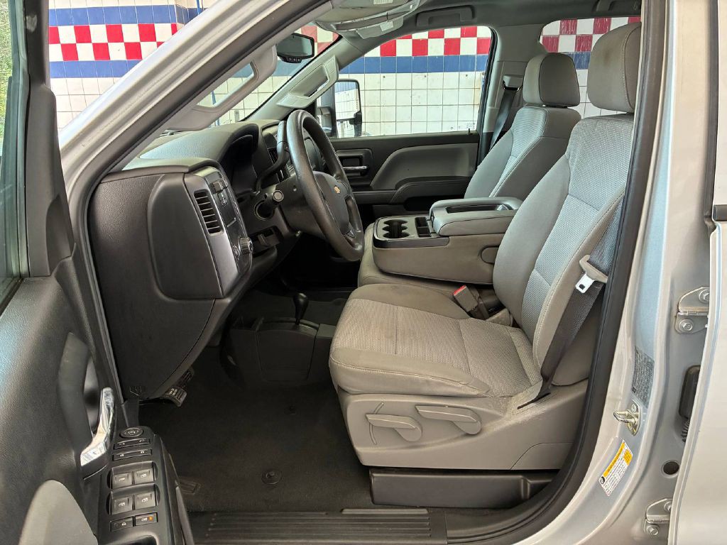 2019 Chevrolet Silverado 1500 Image 9