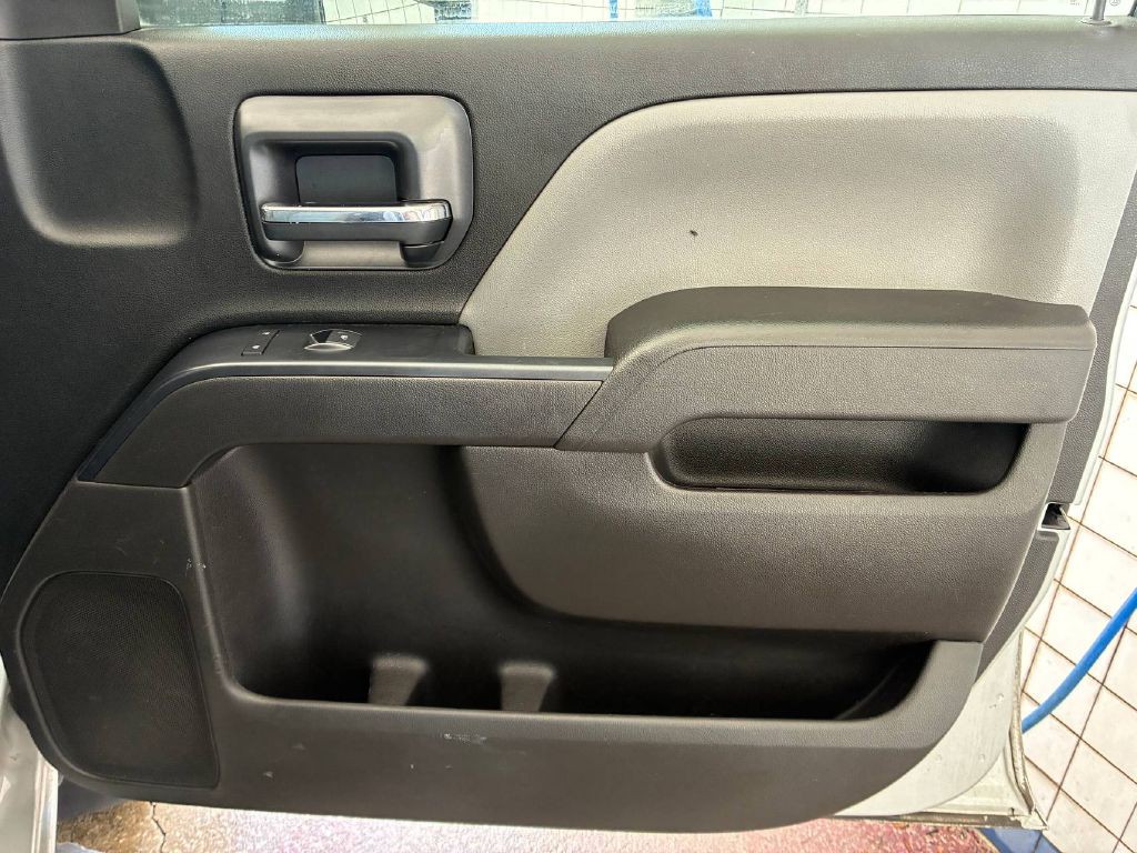 2019 Chevrolet Silverado 1500 Image 17