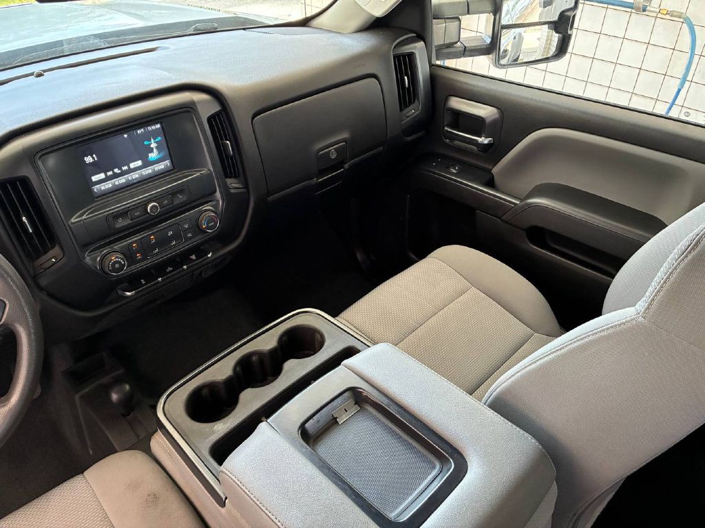 2019 Chevrolet Silverado 1500 Image 19