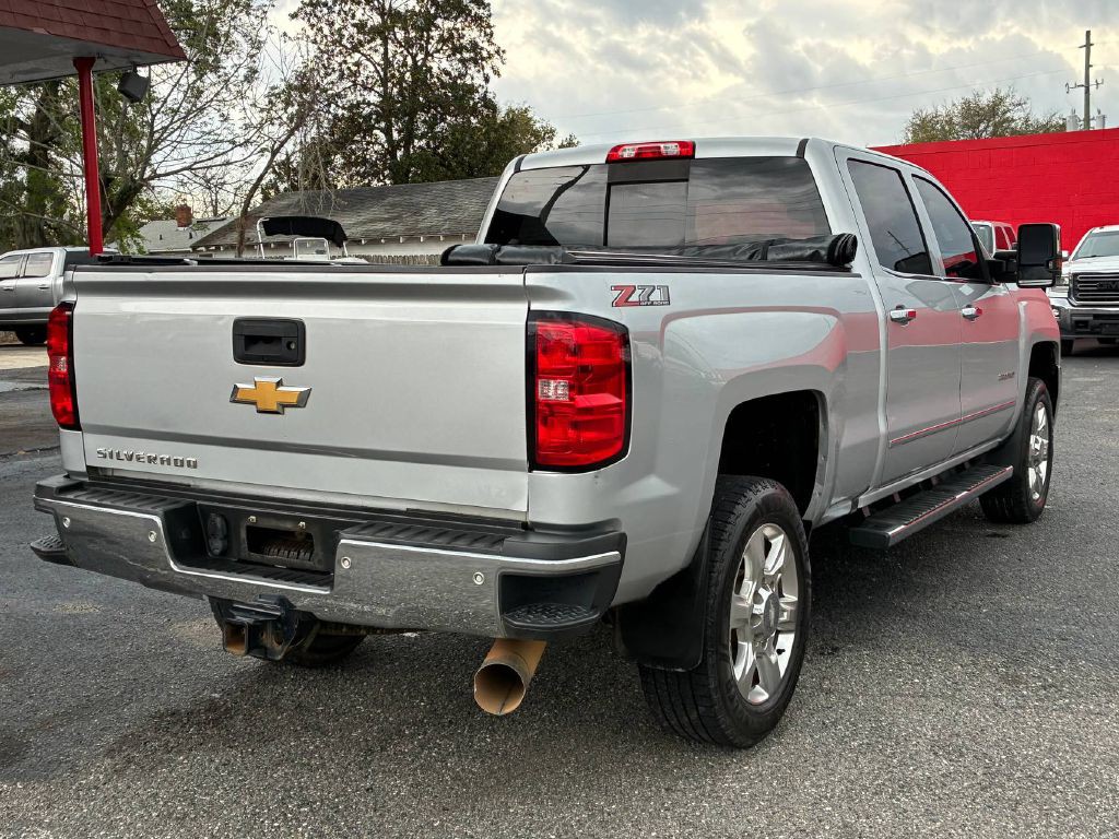 2018 Chevrolet Silverado 1500 Image 5