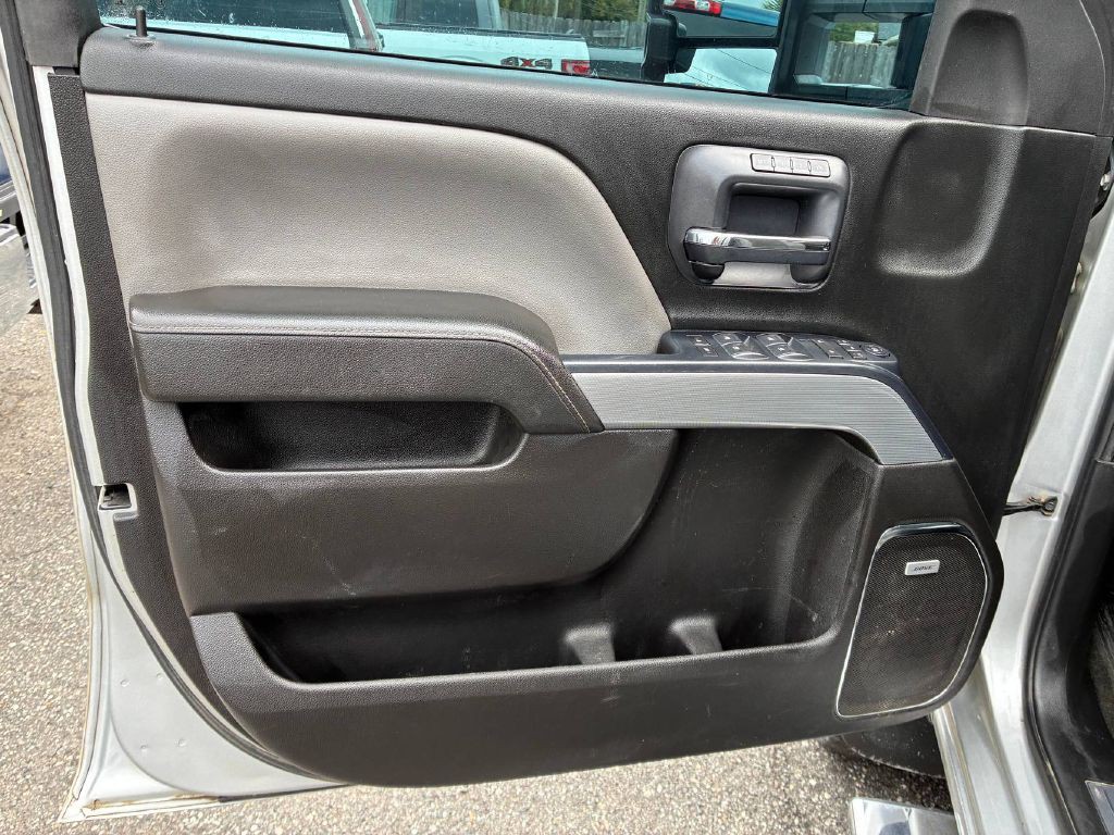 2018 Chevrolet Silverado 1500 Image 10