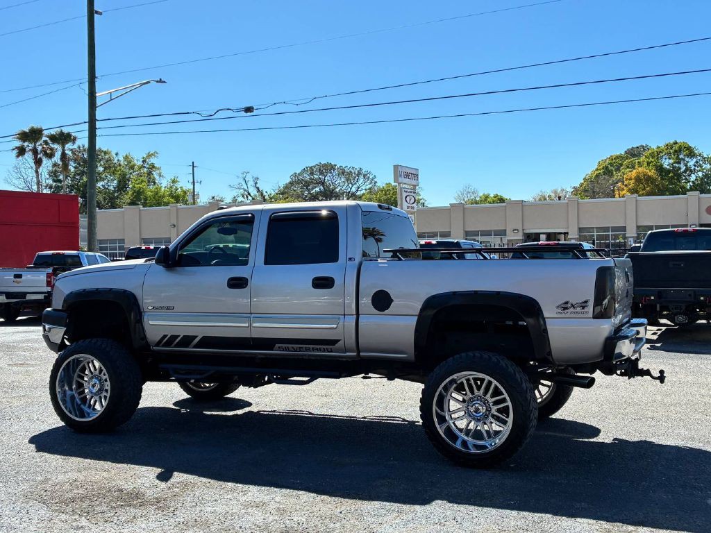 2005 Chevrolet Silverado 1500 Image 3