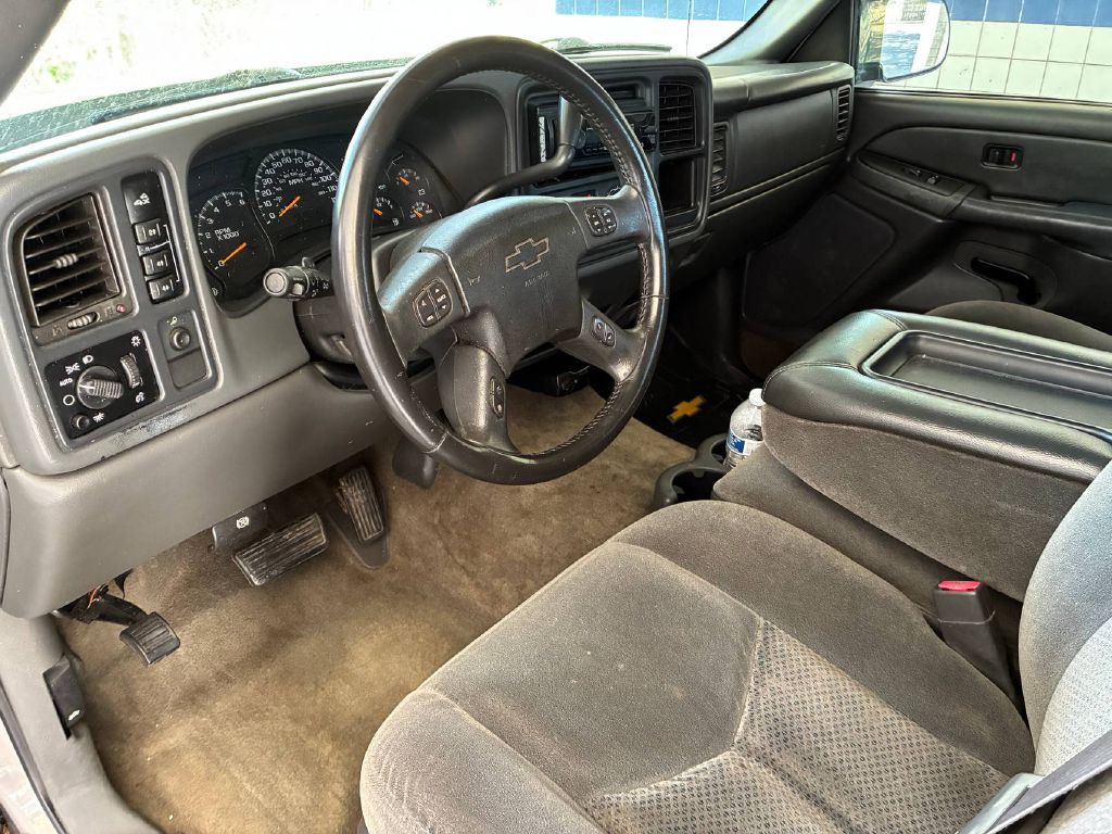 2005 Chevrolet Silverado 1500 Image 10