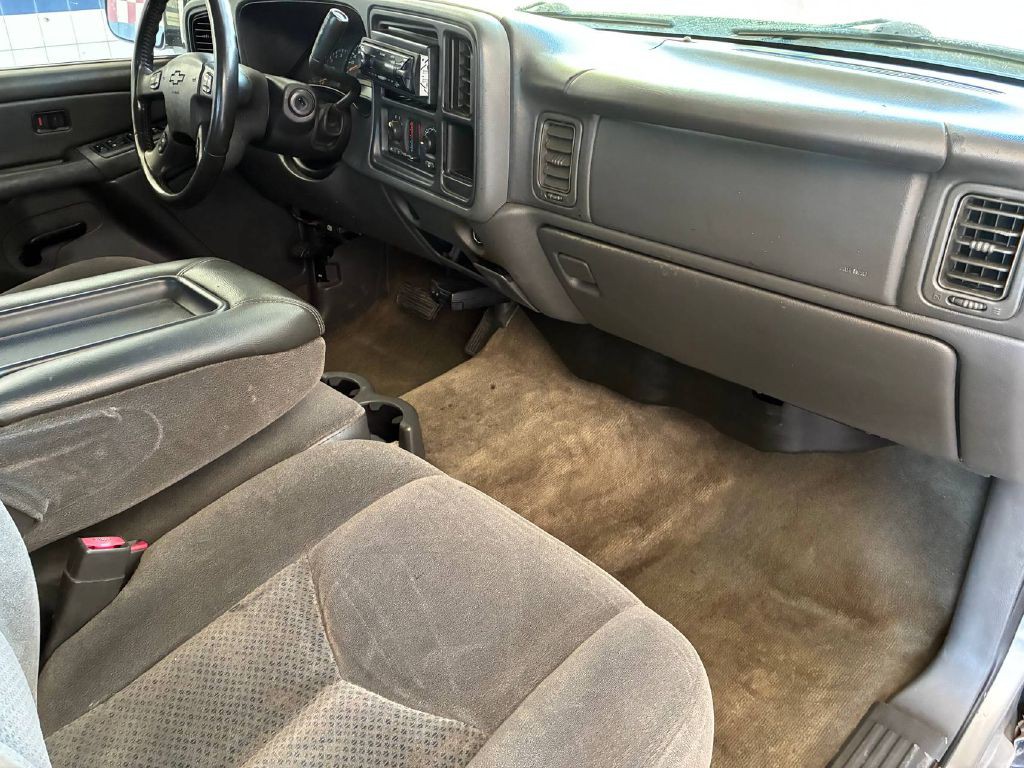 2005 Chevrolet Silverado 1500 Image 15