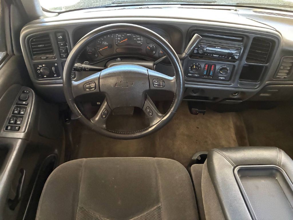 2005 Chevrolet Silverado 1500 Image 18