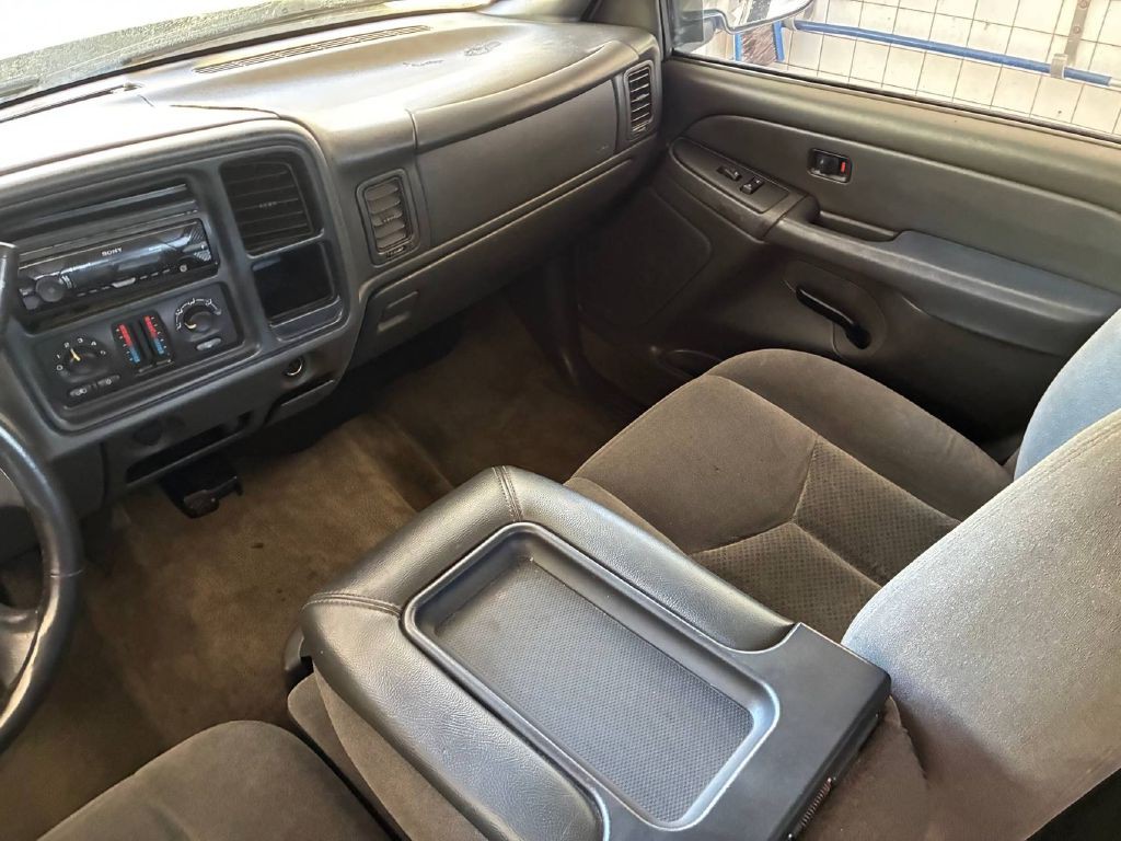 2005 Chevrolet Silverado 1500 Image 19
