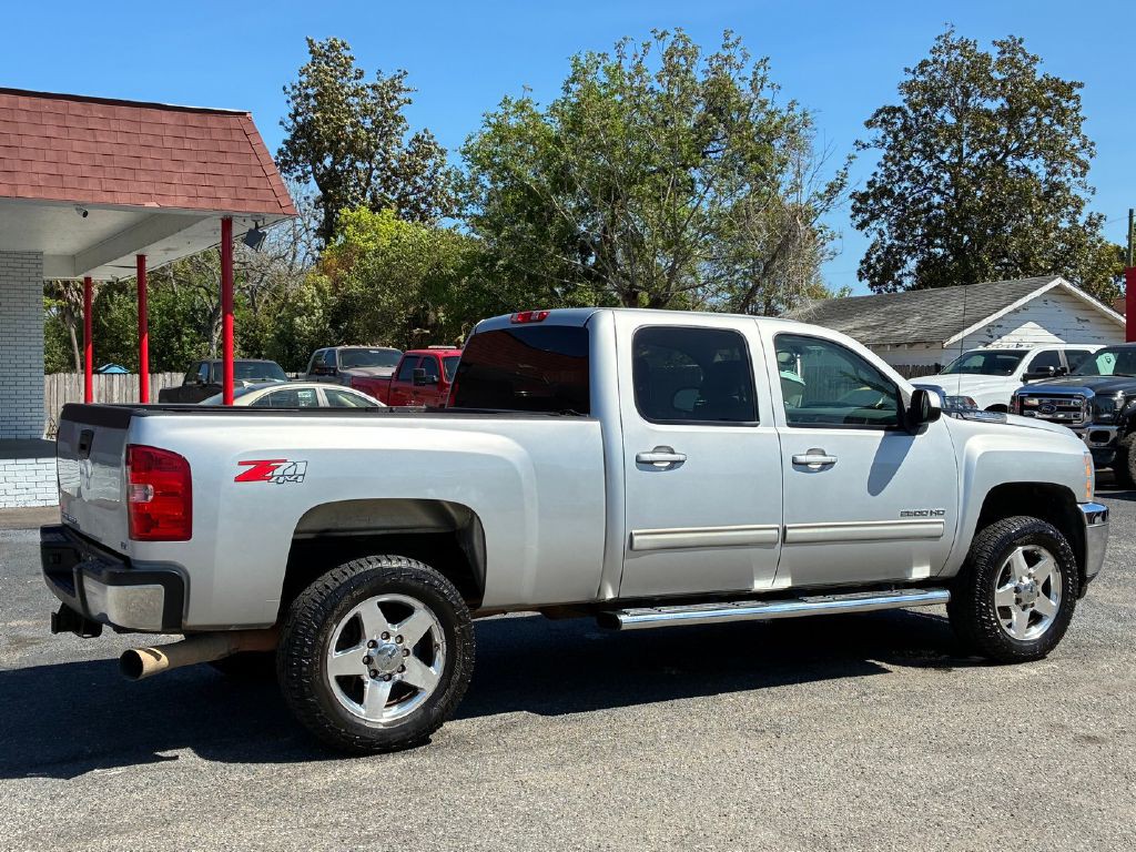 2011 Chevrolet Silverado 1500 Image 6