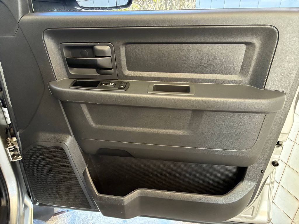 2012 Dodge Ram 2500 Image 17