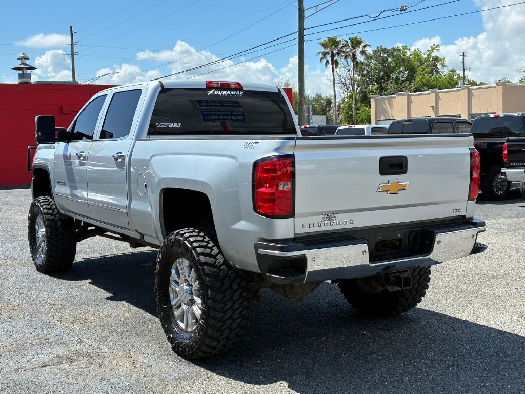 2016 GMC Sierra 2500 Image 4