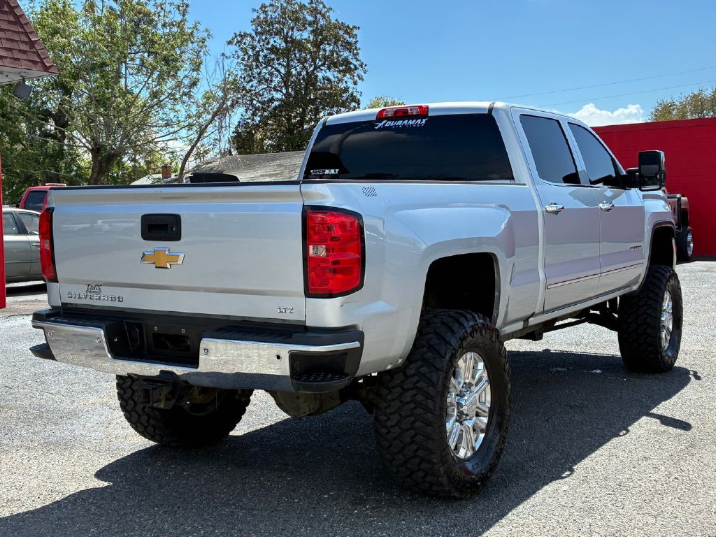 2016 GMC Sierra 2500 Image 5