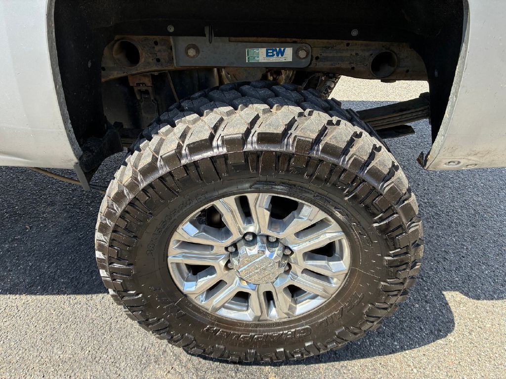 2016 GMC Sierra 2500 Image 9