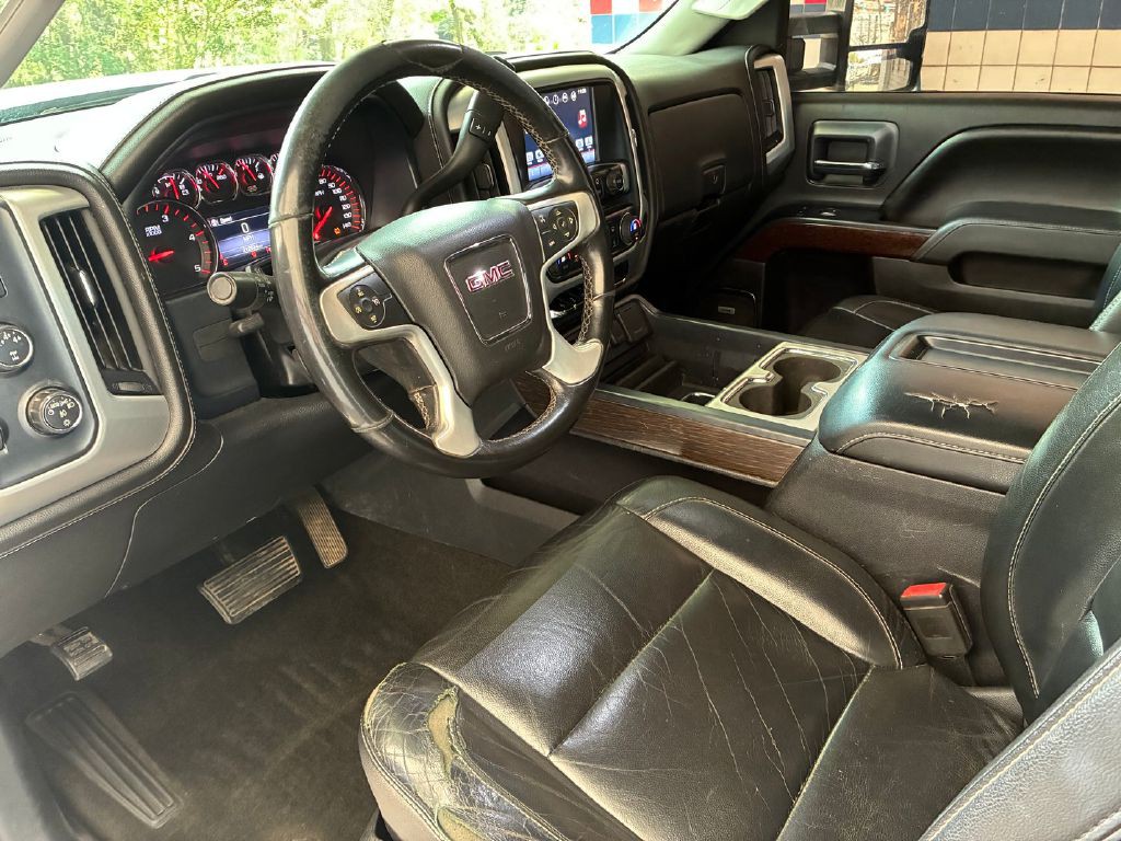 2016 GMC Sierra 2500 Image 10