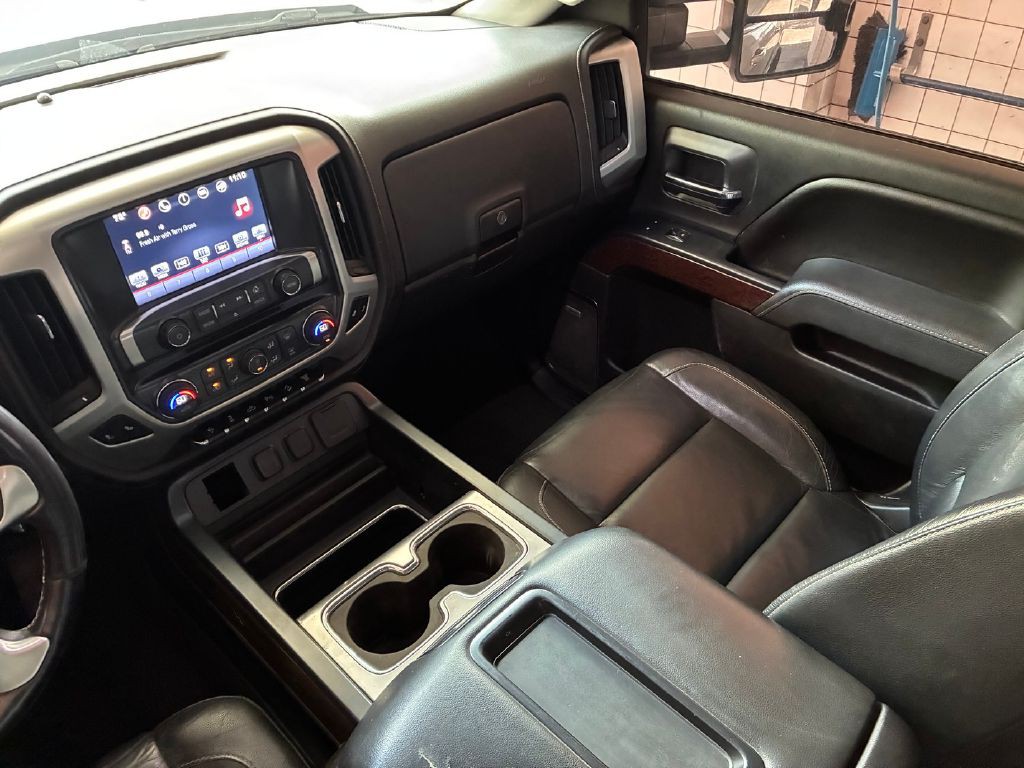 2016 GMC Sierra 2500 Image 19