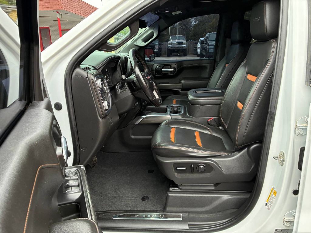 2020 GMC Sierra Image 10
