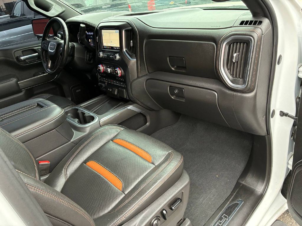 2020 GMC Sierra Image 16