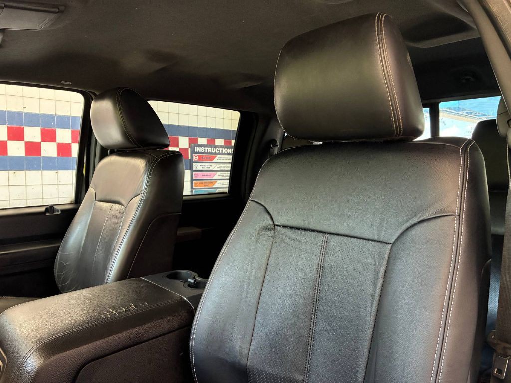 2011 Ford F-250 Image 12