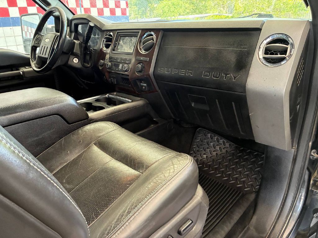 2011 Ford F-250 Image 15