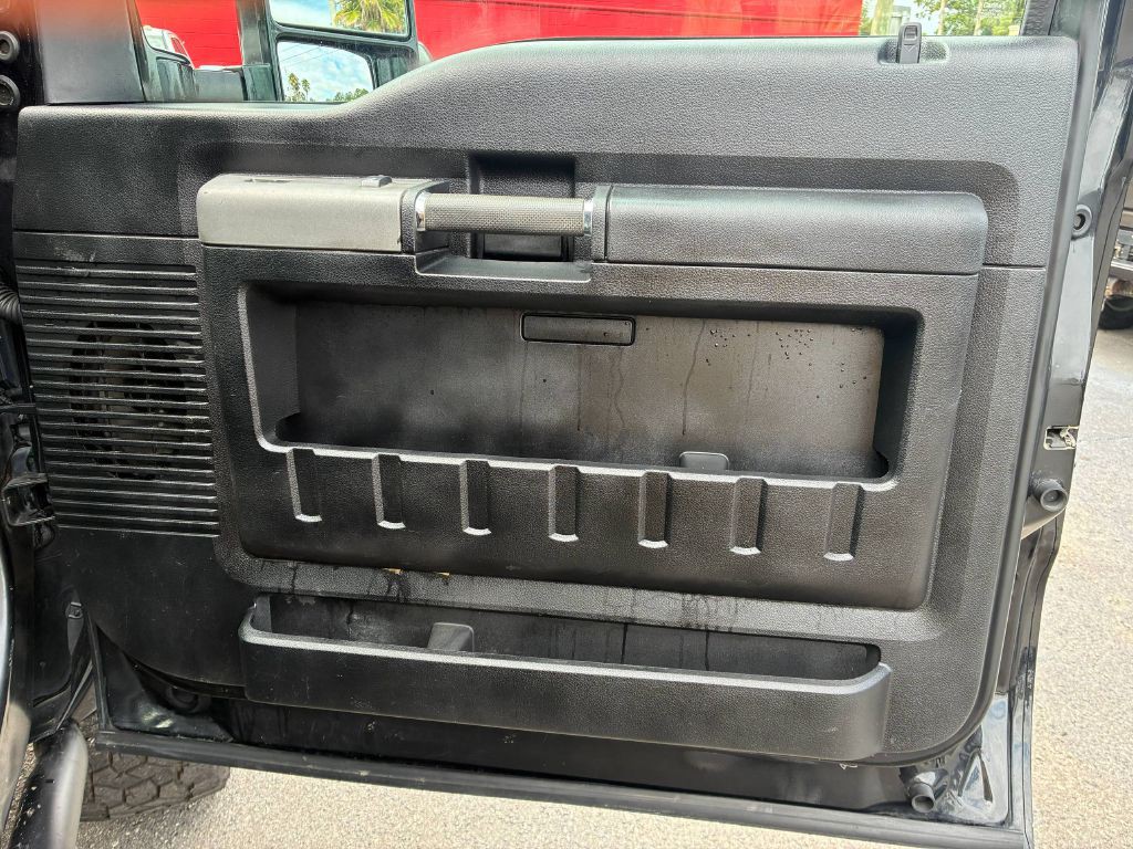 2011 Ford F-250 Image 16