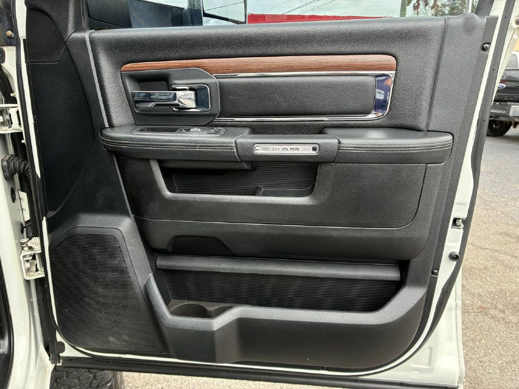 2018 RAM 2500 Image 16