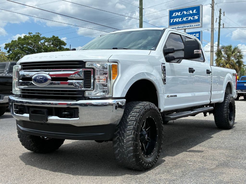 2017 Ford F-350 Image 1