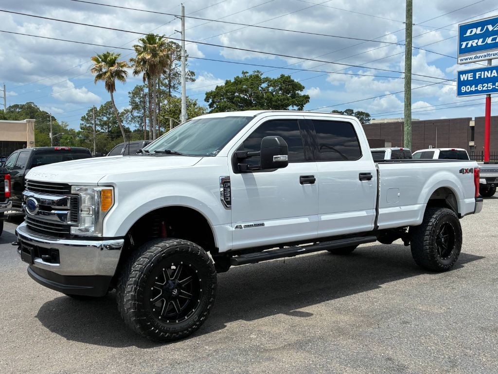 2017 Ford F-350 Image 2
