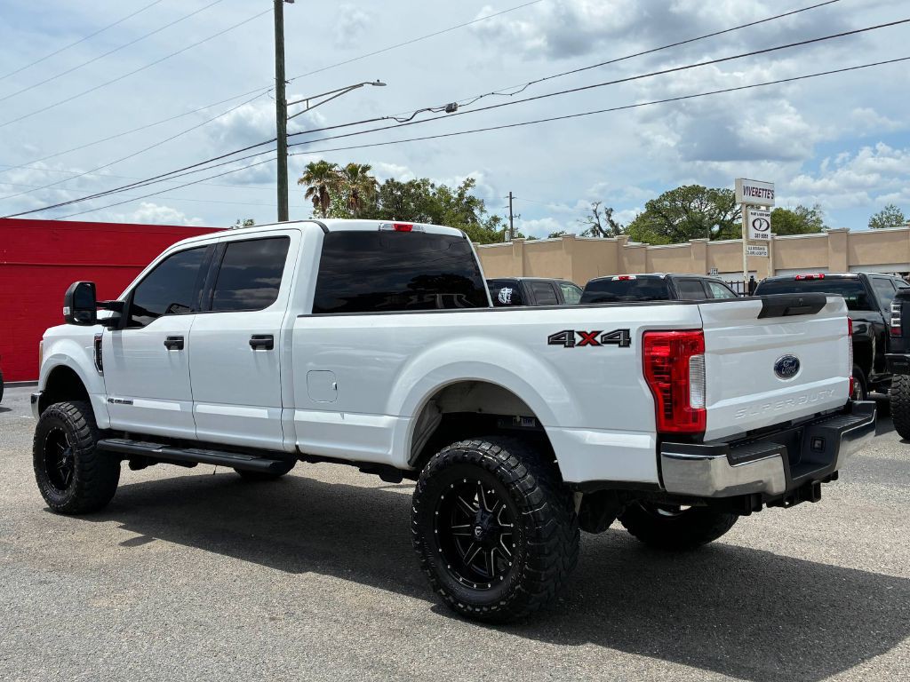 2017 Ford F-350 Image 3