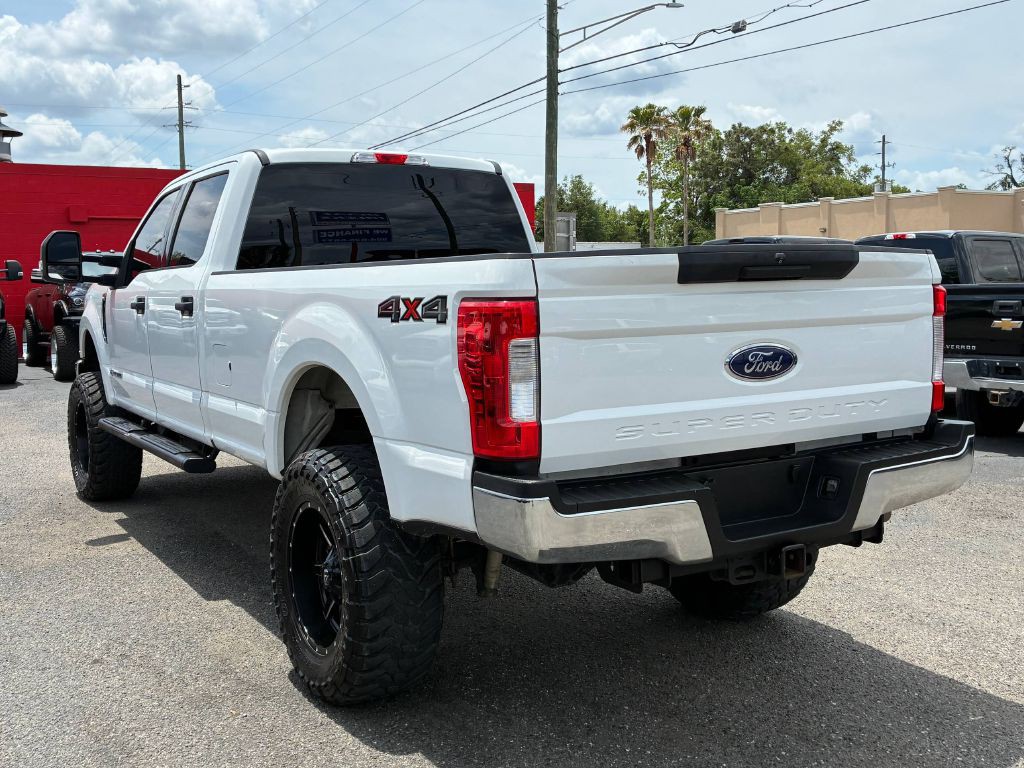 2017 Ford F-350 Image 4