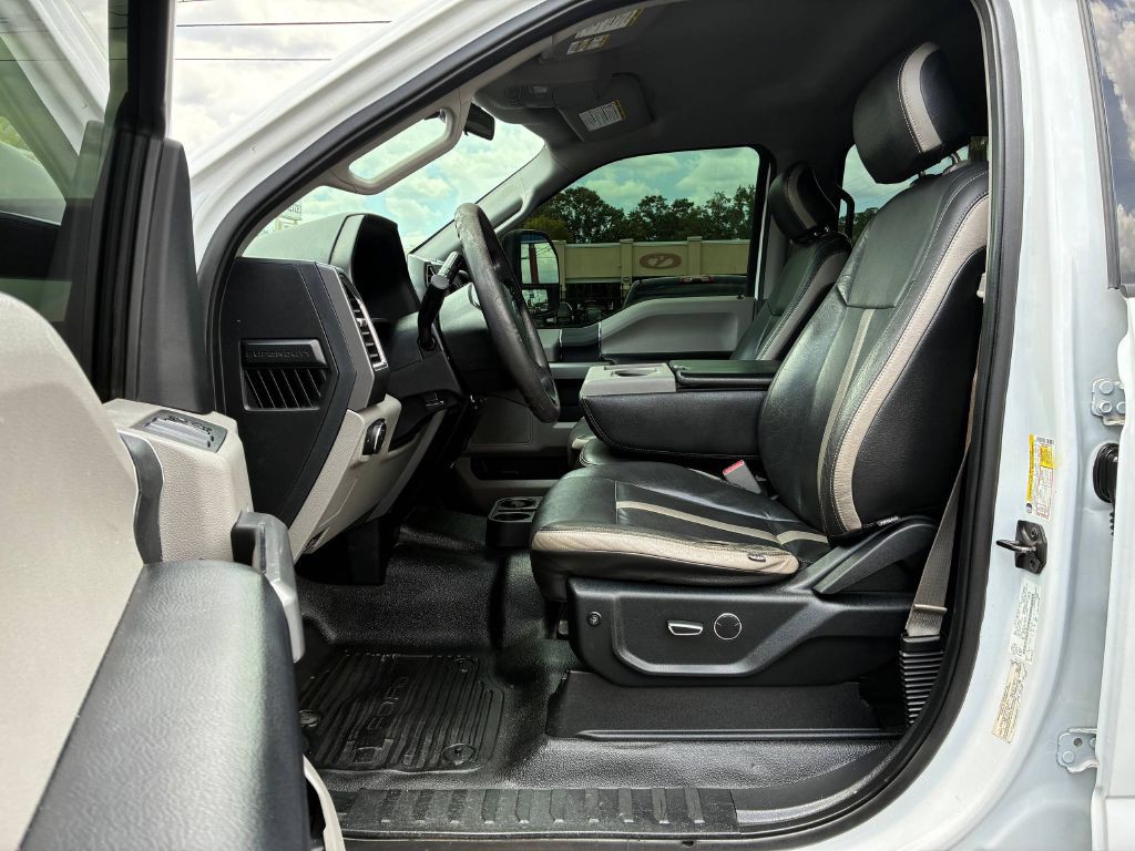 2017 Ford F-350 Image 9
