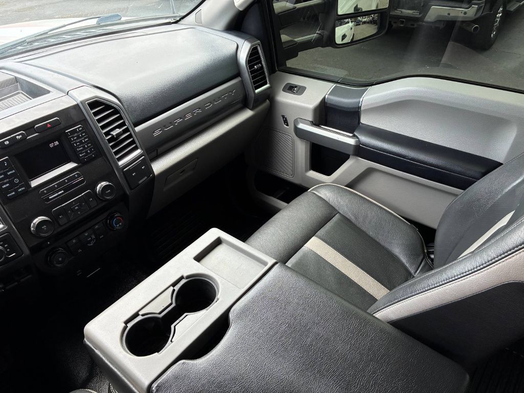 2017 Ford F-350 Image 19