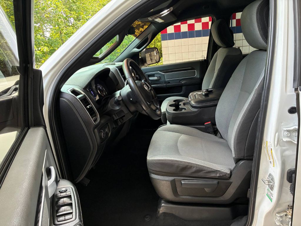 2021 RAM 2500 Image 9