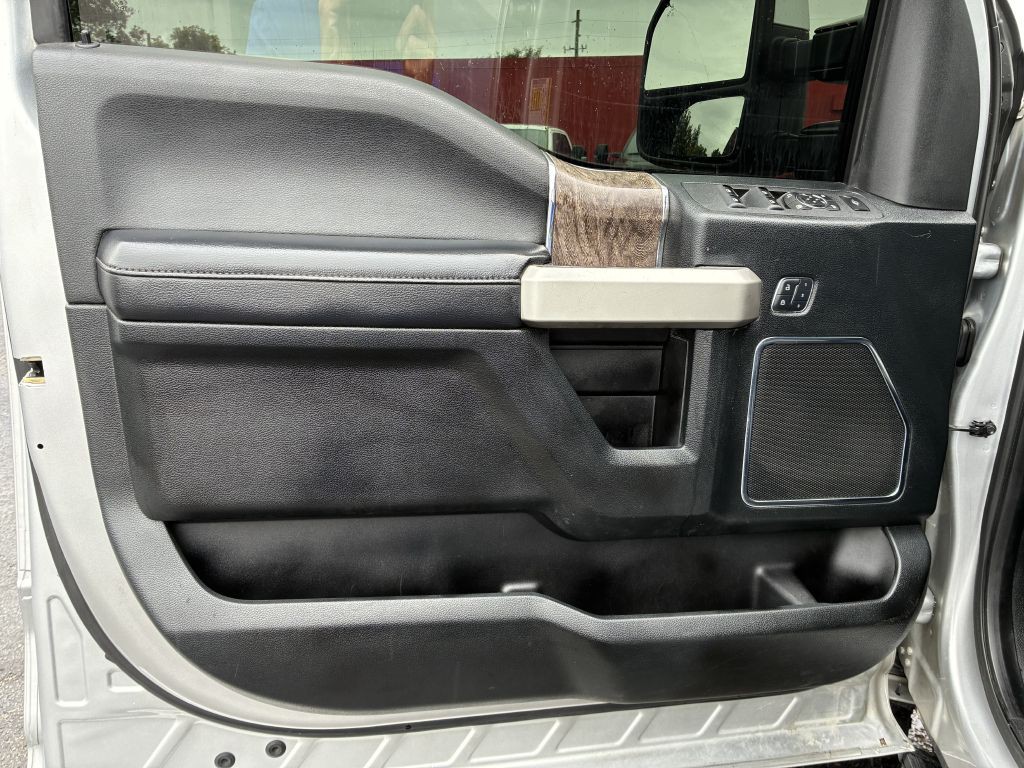 2018 Ford F-350 Image 12