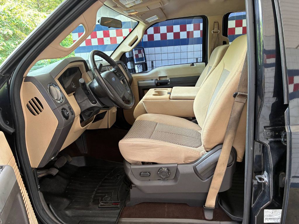 2013 Ford F-250 Image 9