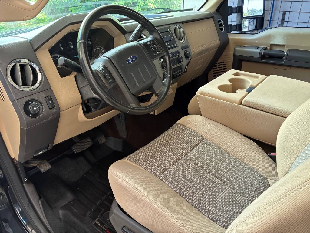 2013 Ford F-250 Image 10