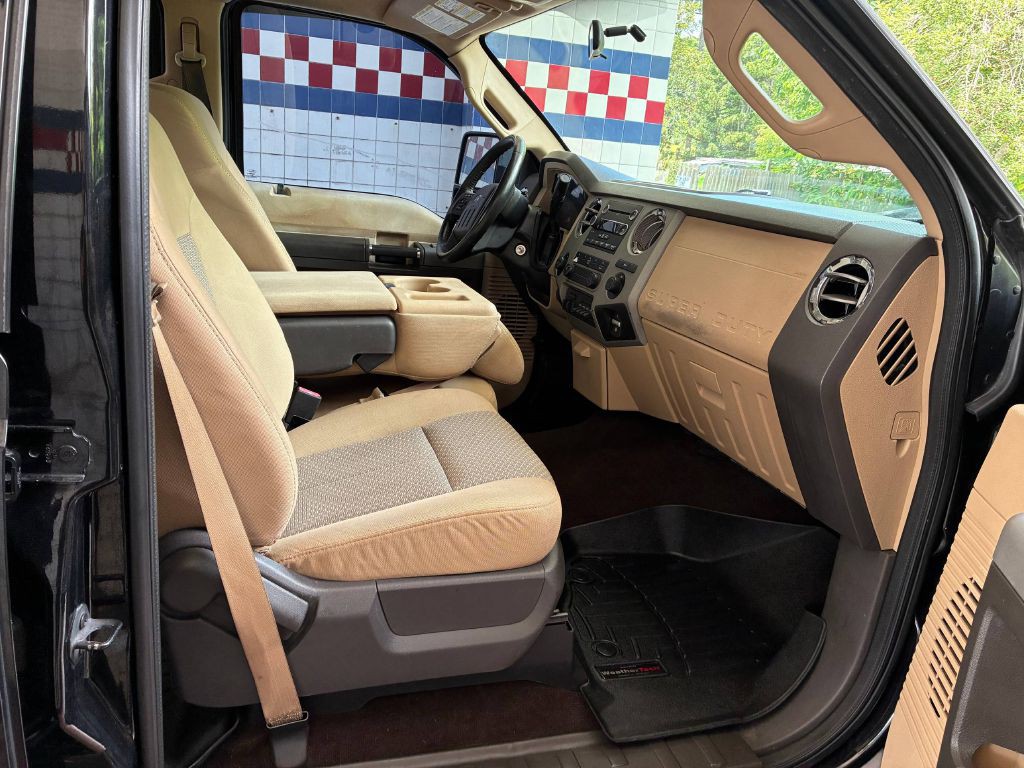 2013 Ford F-250 Image 13