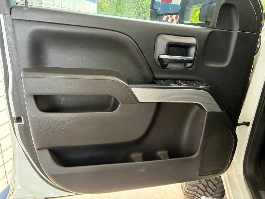 2015 Chevrolet Silverado 1500 Image 10