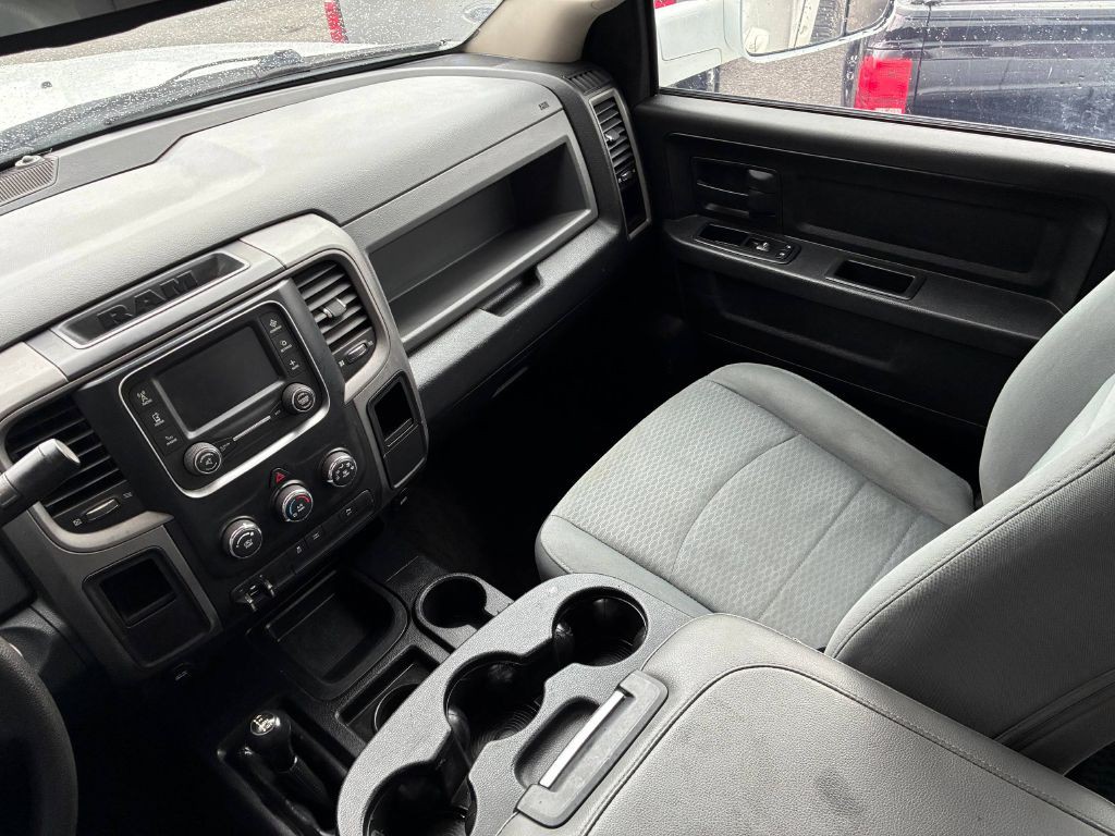 2015 RAM 3500 Image 19