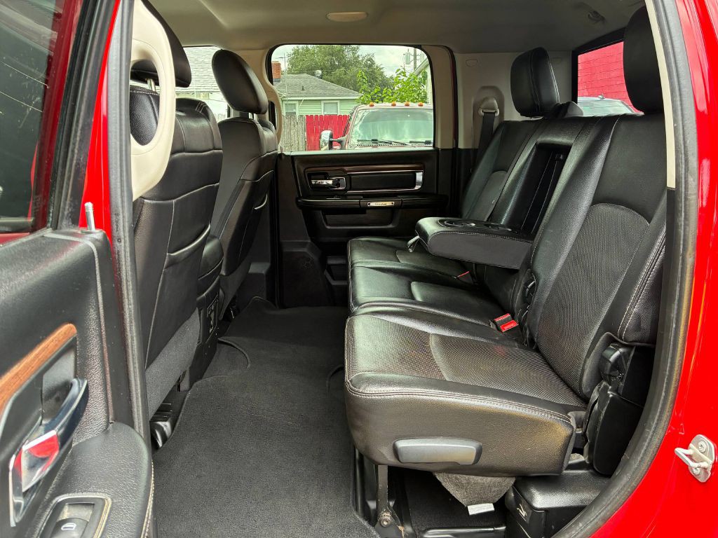 2017 RAM 3500 Image 12