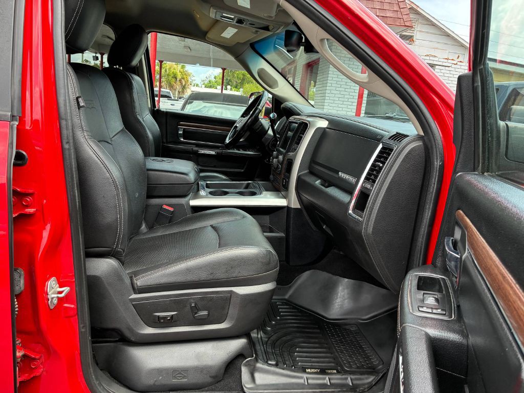 2017 RAM 3500 Image 14
